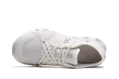On Running Cloud X 4 AD White Wolf