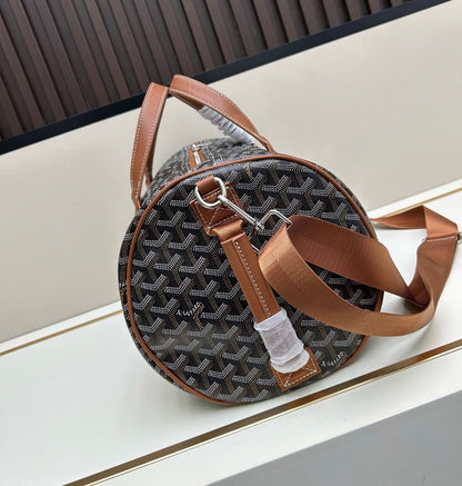 Chevron Print Leather-Trim Travel Duffel Bag for Men & Women
