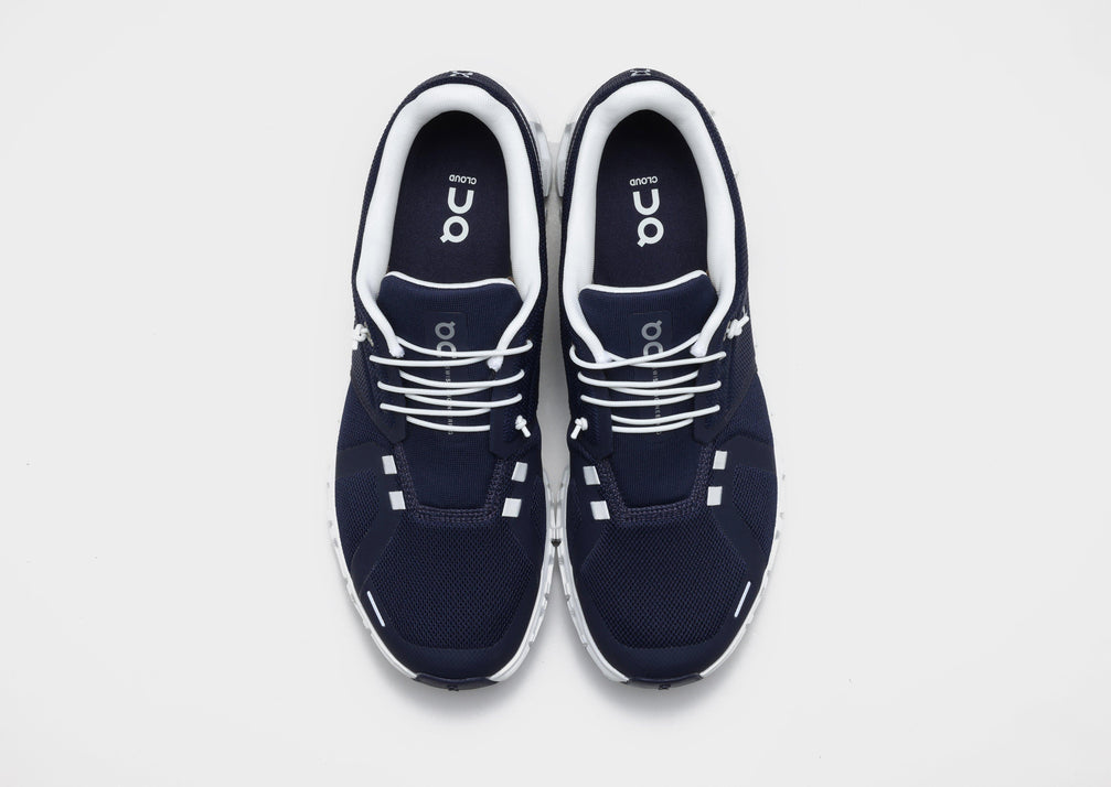 On Running Cloud 6
‎Midnight White