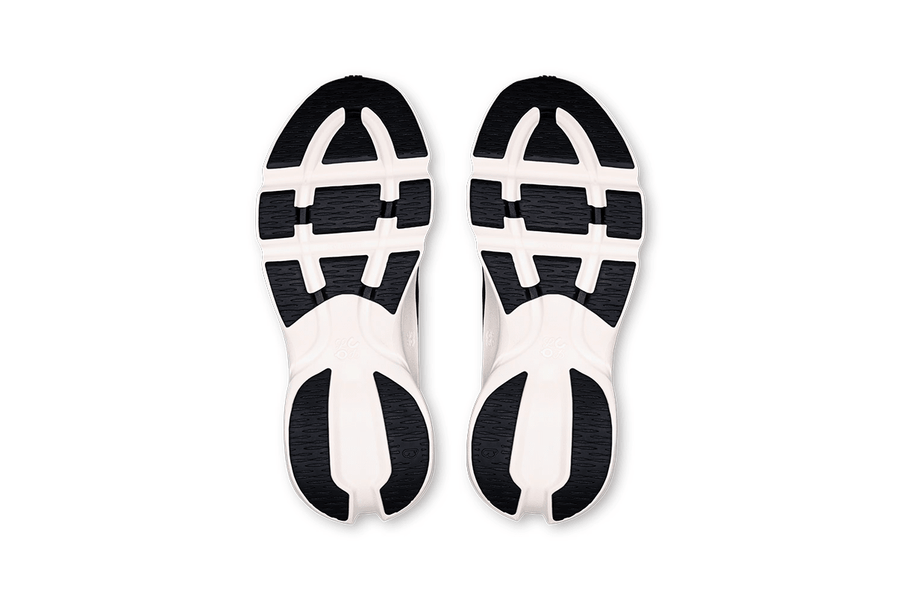 On Cloudsolo Sneakers – Eggshell Black & White