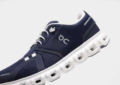On Running Cloud 6
‎Midnight White