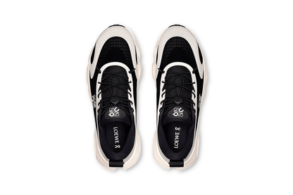 On Cloudsolo Sneakers – Eggshell Black & White