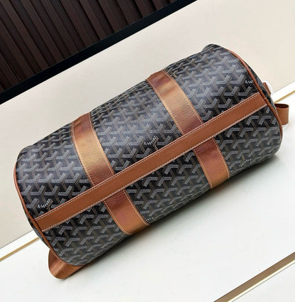 Chevron Print Leather-Trim Travel Duffel Bag for Men & Women