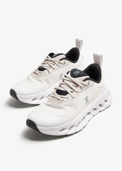 On Cloudtilt 2 – White & Black LOEWE-Inspired Sneakers