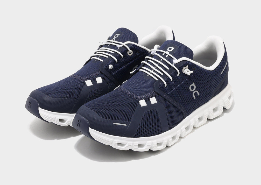 On Running Cloud 6
‎Midnight White