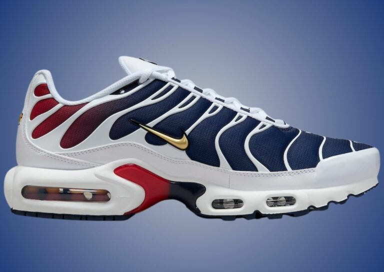 Nike Air Max Plus TN Sneakers – Navy