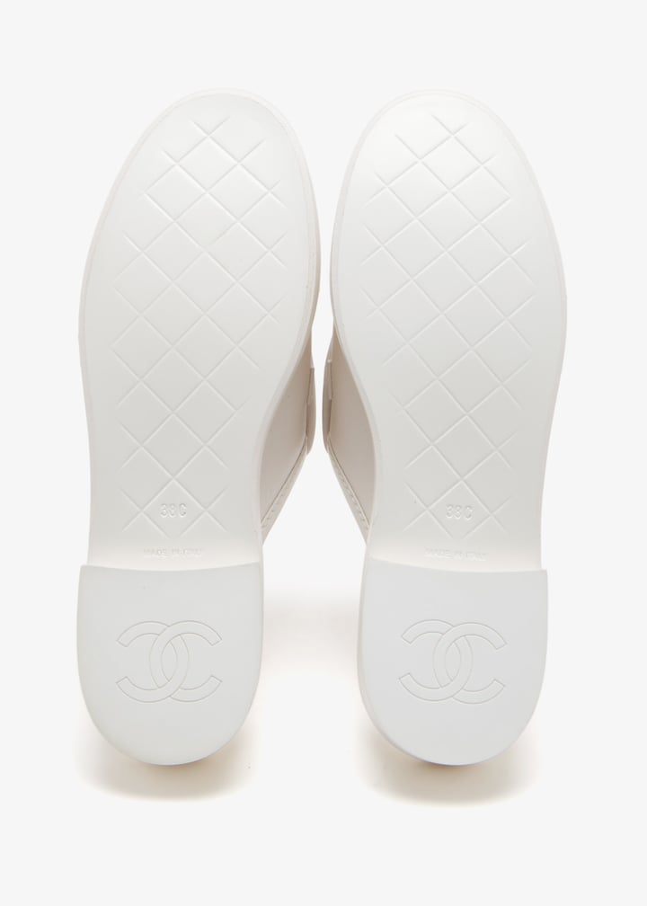 Channel White Quilted Leather Flat Mule Slides