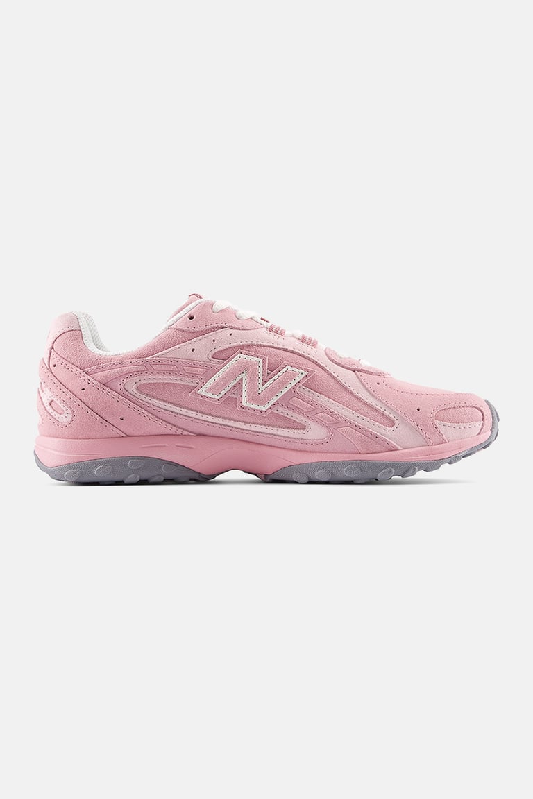 New Balance 204L Pastel Pink ，