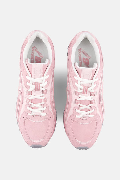 New Balance 204L Pastel Pink ，